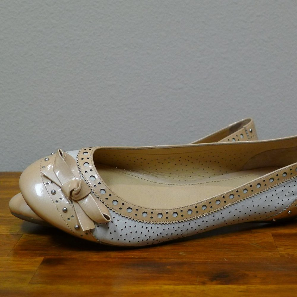 Gianni Bini Nude Flats with Bow